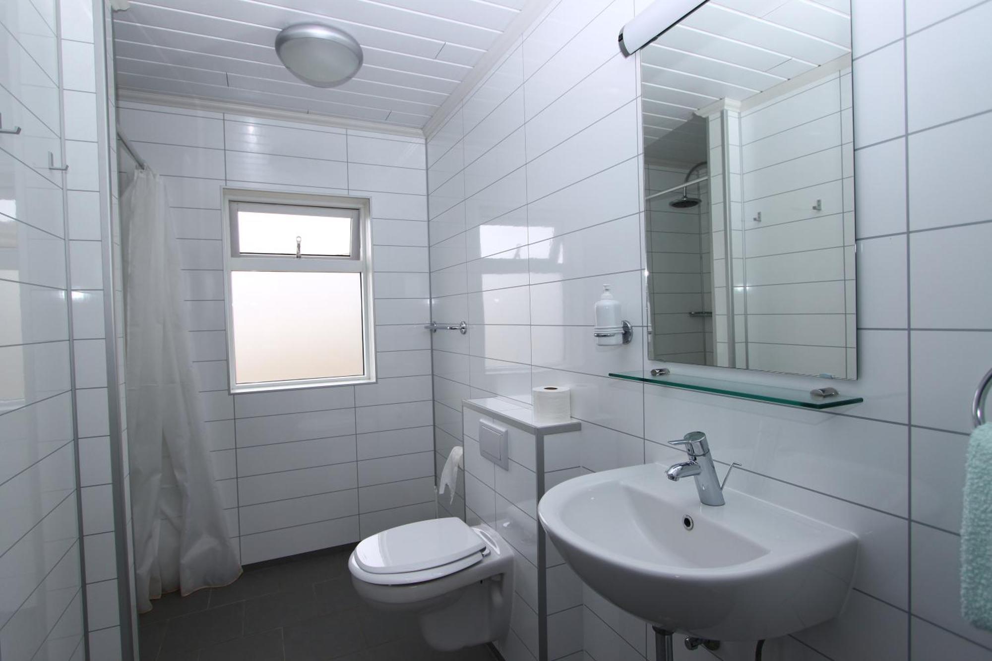 Guesthouse Steindorsstadir, West Iceland เรย์ค็อลต์ ภายนอก รูปภาพ