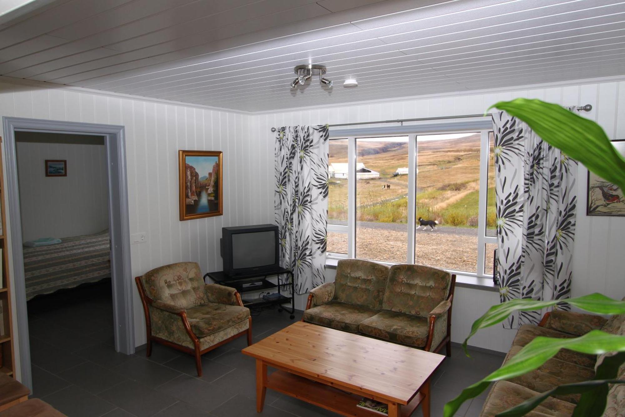 Guesthouse Steindorsstadir, West Iceland เรย์ค็อลต์ ภายนอก รูปภาพ